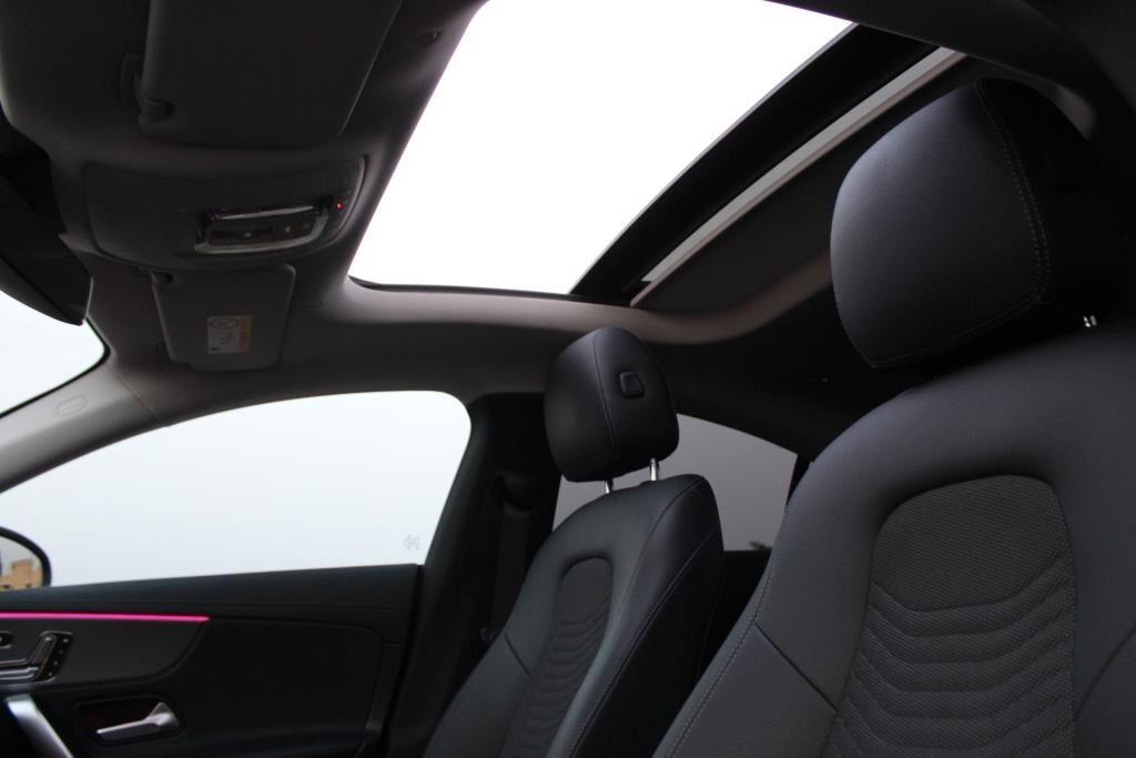 MERCEDES CLA aut. Sport *Tetto Apr. *Luci Ambiente
