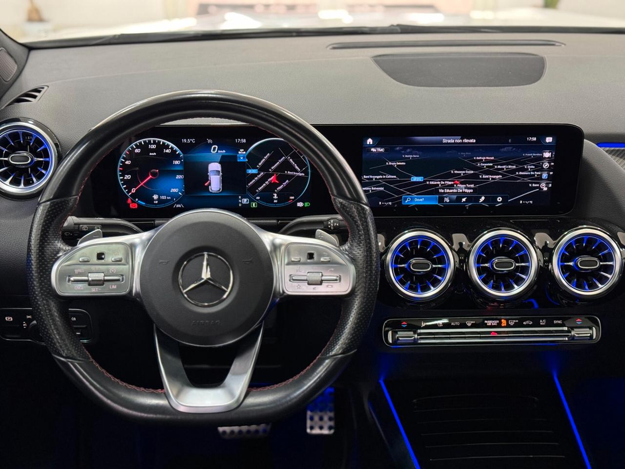 Mercedes GLA180d Automatic Premium AMG Tetto