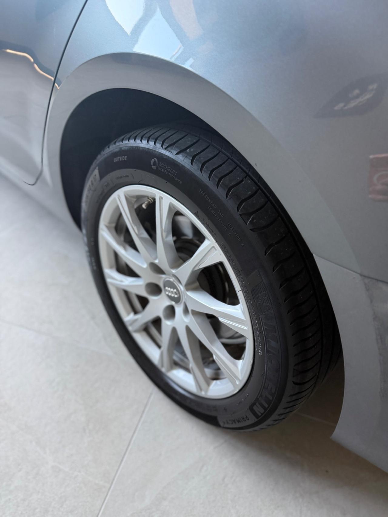 Audi A4 AVANT 2.0 TDI 35 FULLOPT UNICOPR EURO6B