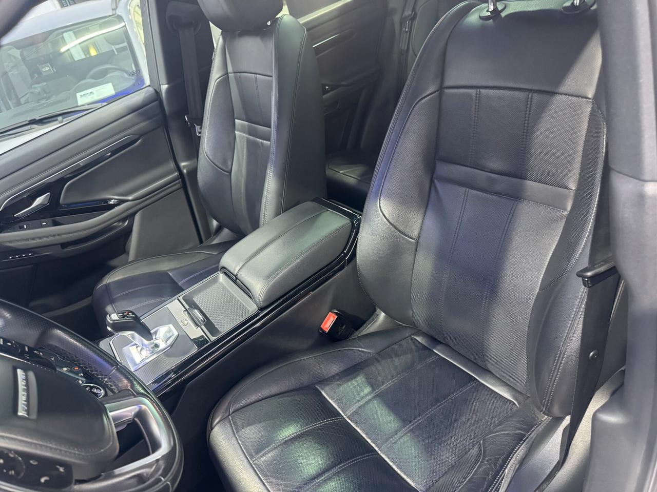 Land Rover Range Evoque 2.0D I4 240 CV AWD Auto R-Dynamic SE