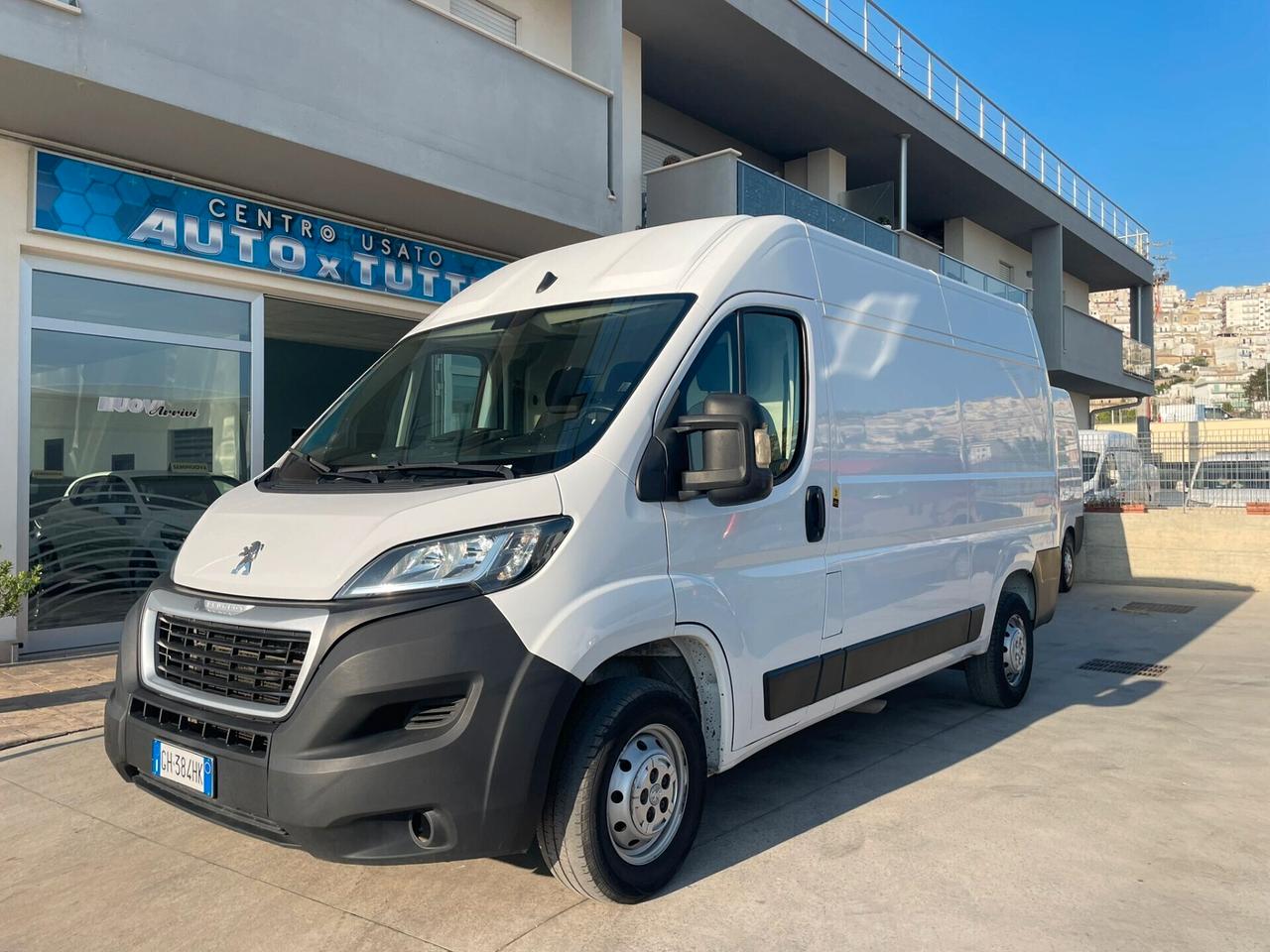 Peugeot Boxer 335 2.2 BlueHDi 140 l2 h2
