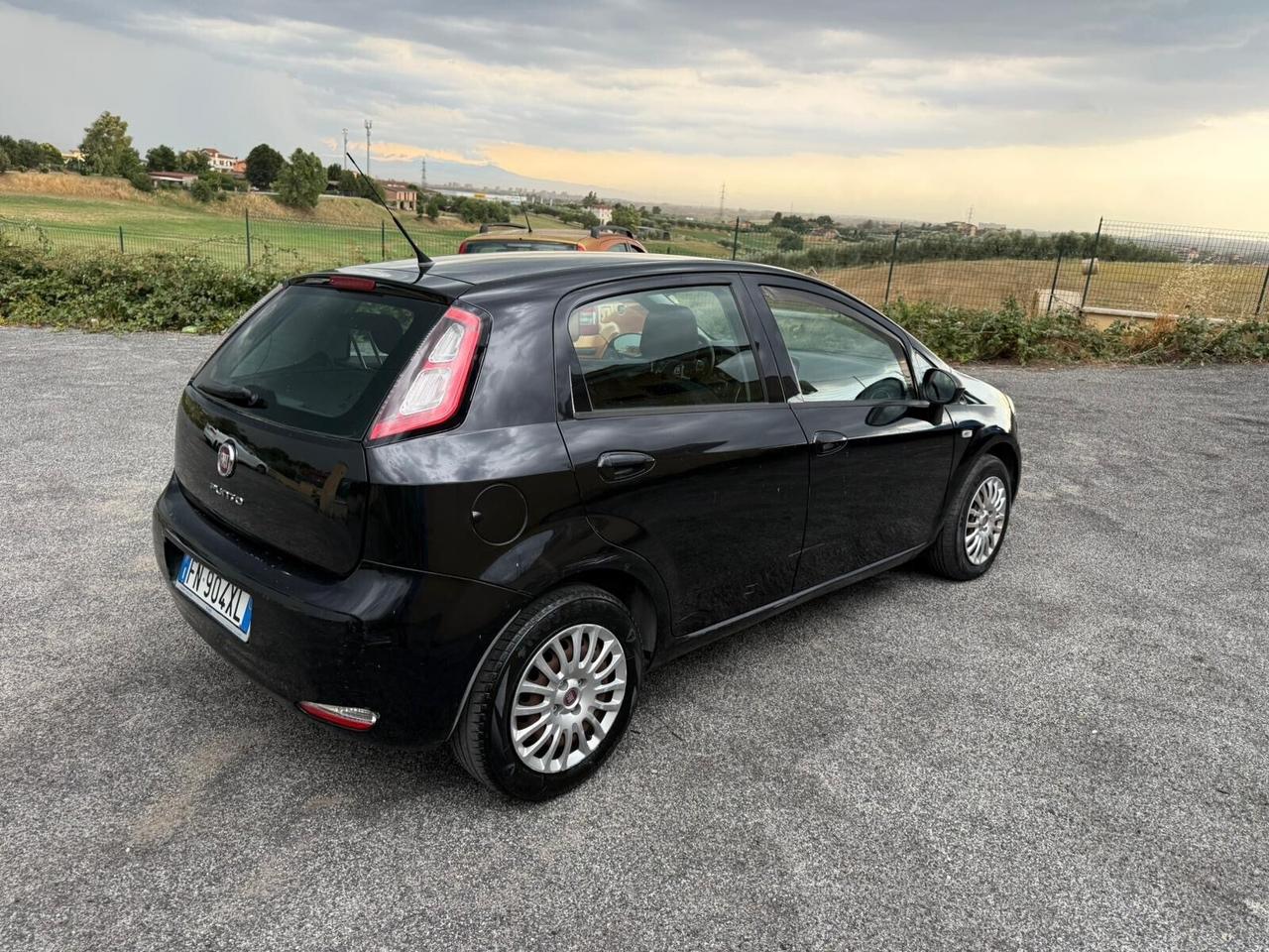 Fiat Punto 1.3 MJT II S&S 95 CV 5 porte Street