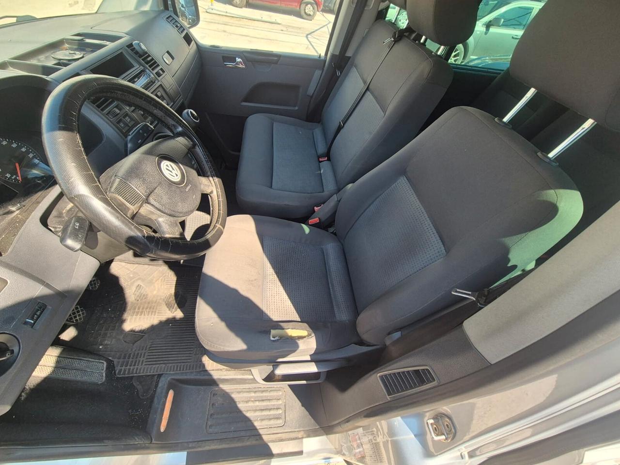 Volkswagen Transporter 2.5 TDI/130CV 9 posti PROBLEMI MOTORE