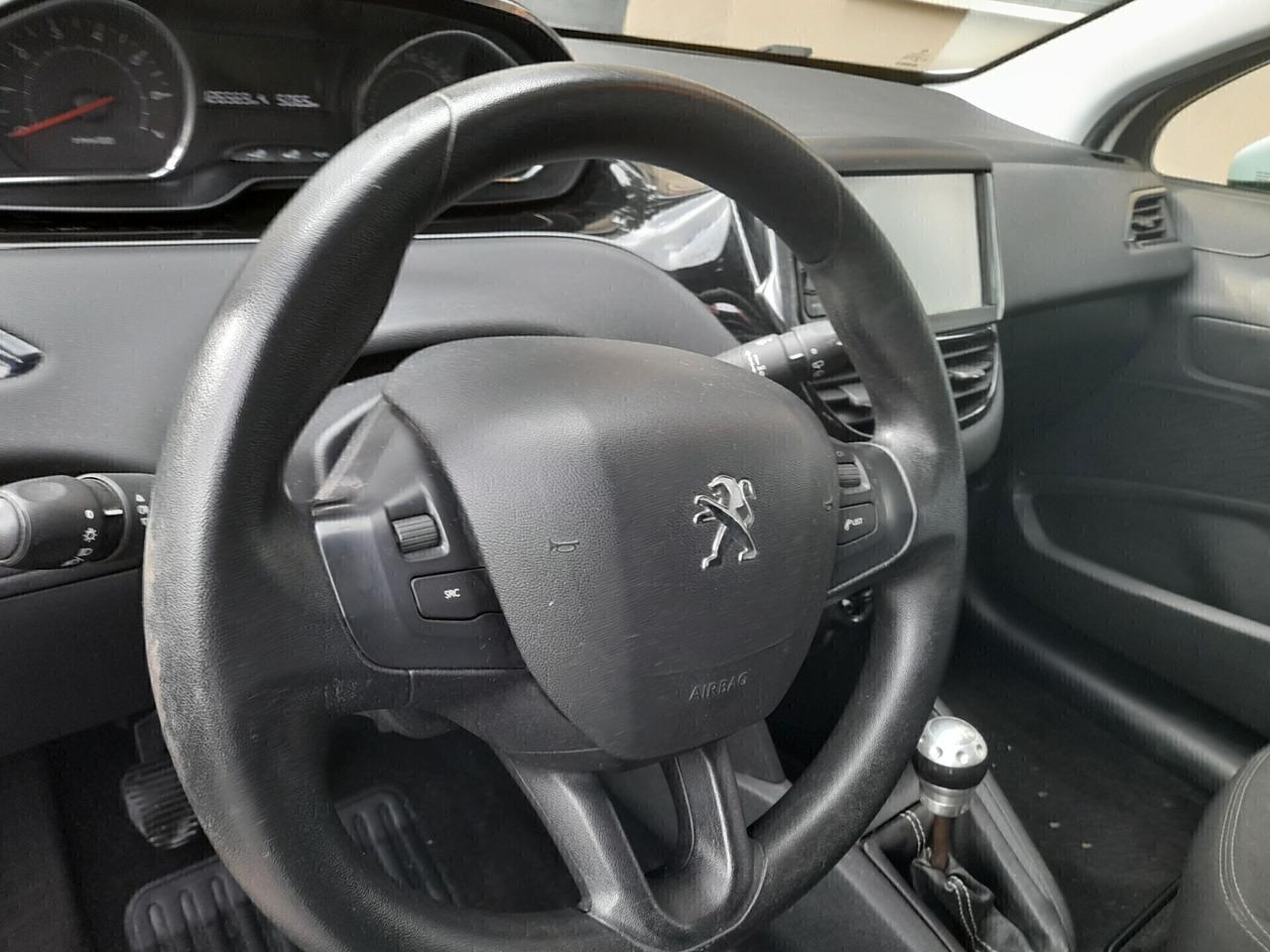 Peugeot 208 1.2 82 CV 3 porte X NEOPATENTATI