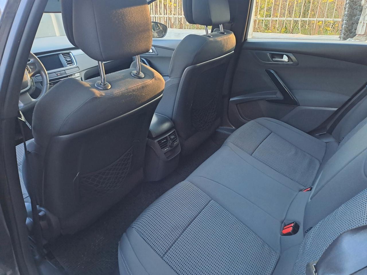 Peugeot 508 1.6 e-HDi 112CV cambio automatico e f1 S&S SW Ciel Business