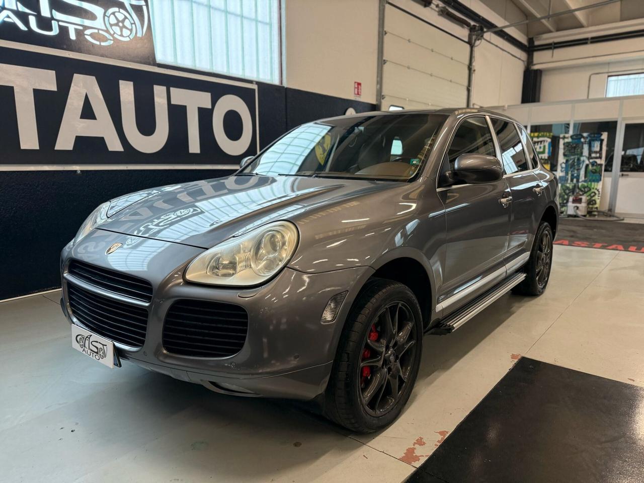 Porsche Cayenne 4.5 Turbo asi