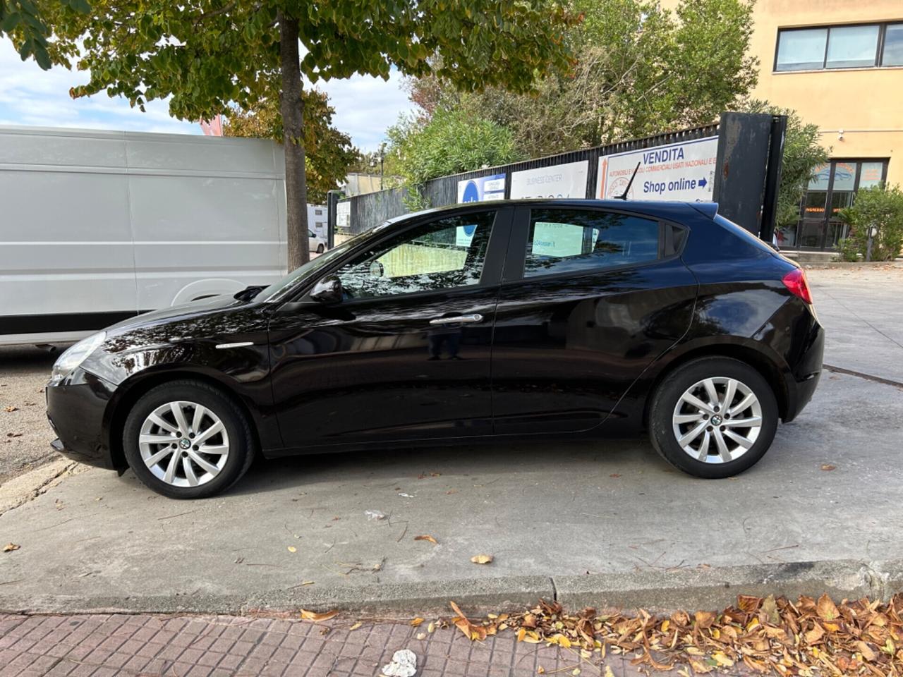 Alfa Romeo Giulietta KM.101.000! 1.6 JTDm 120 CV