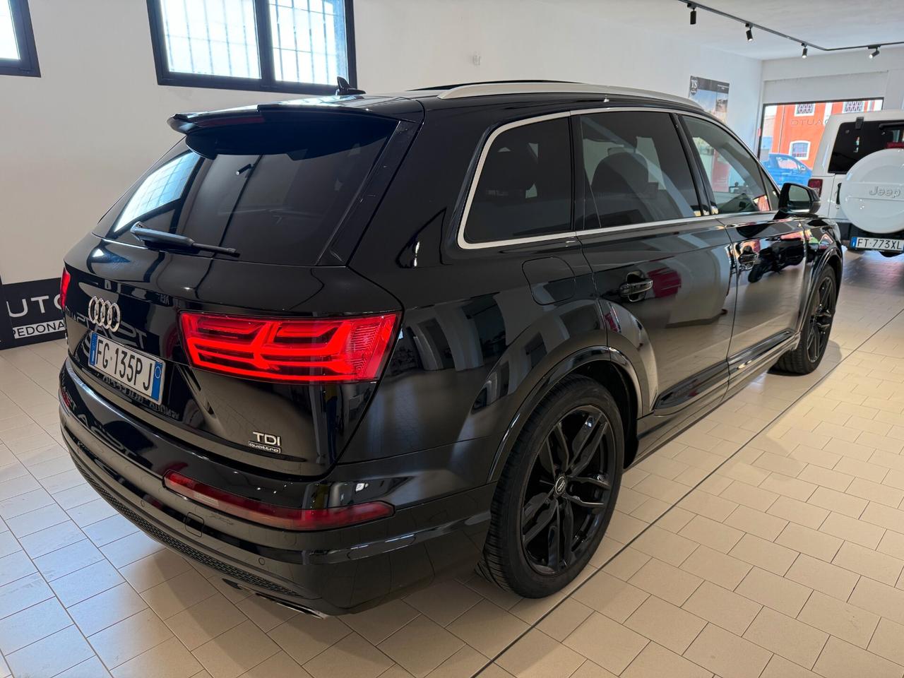 Audi Q7 3.0 TDI 272 CV quattro tiptronic S-line *MOTORE SOSTITUITO* 7 Posti