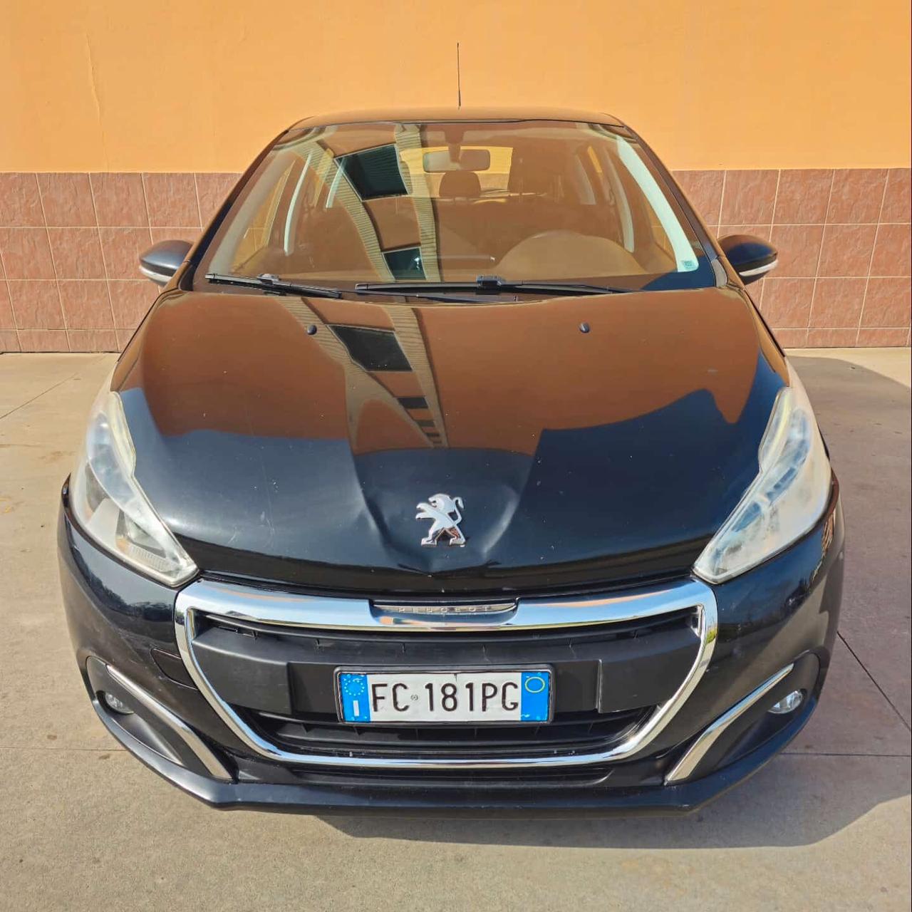 Peugeot 208 BlueHDi 75 5 porte Allure