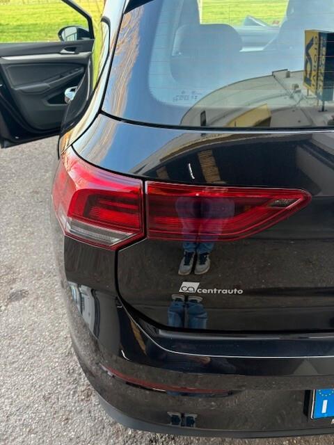 Volkswagen Golf 1.0 TSI EVO Life DSG