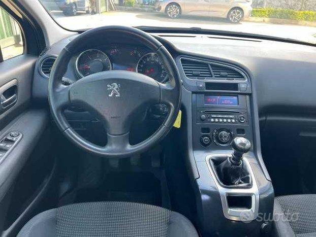 Peugeot 5008 Active 7 POSTI