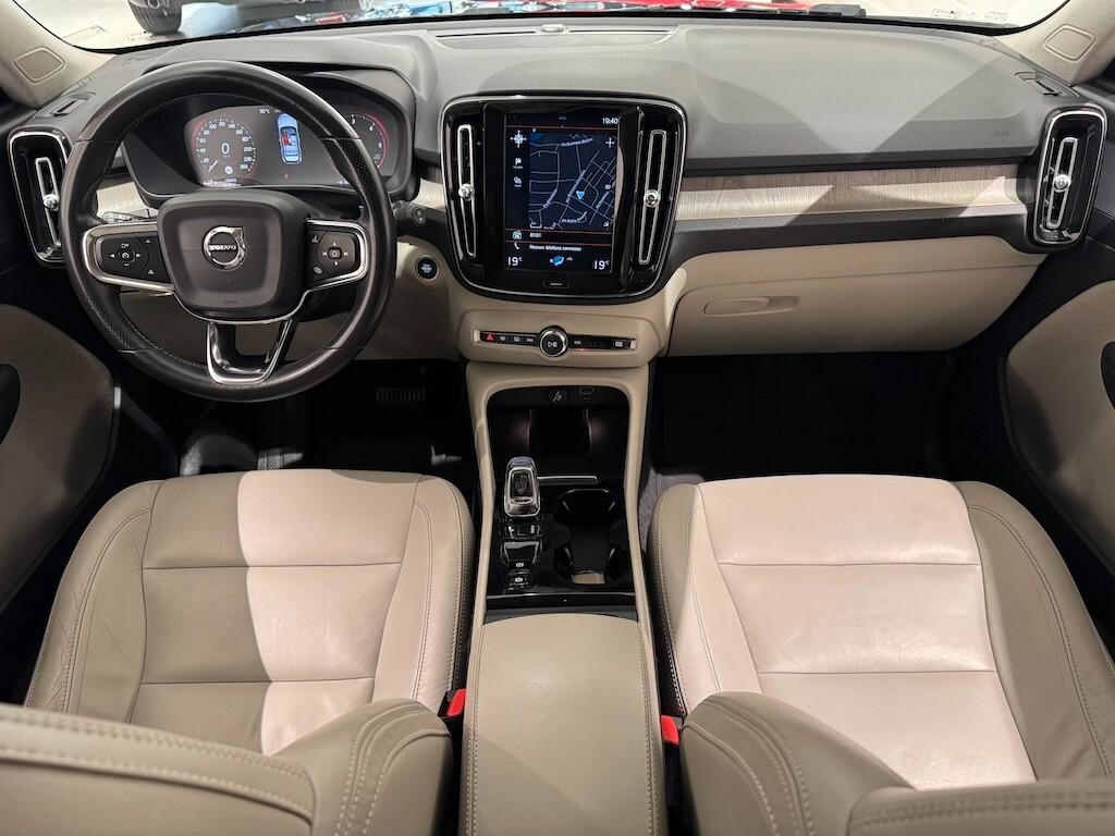 Volvo XC40 D4 AWD Geartronic Inscription