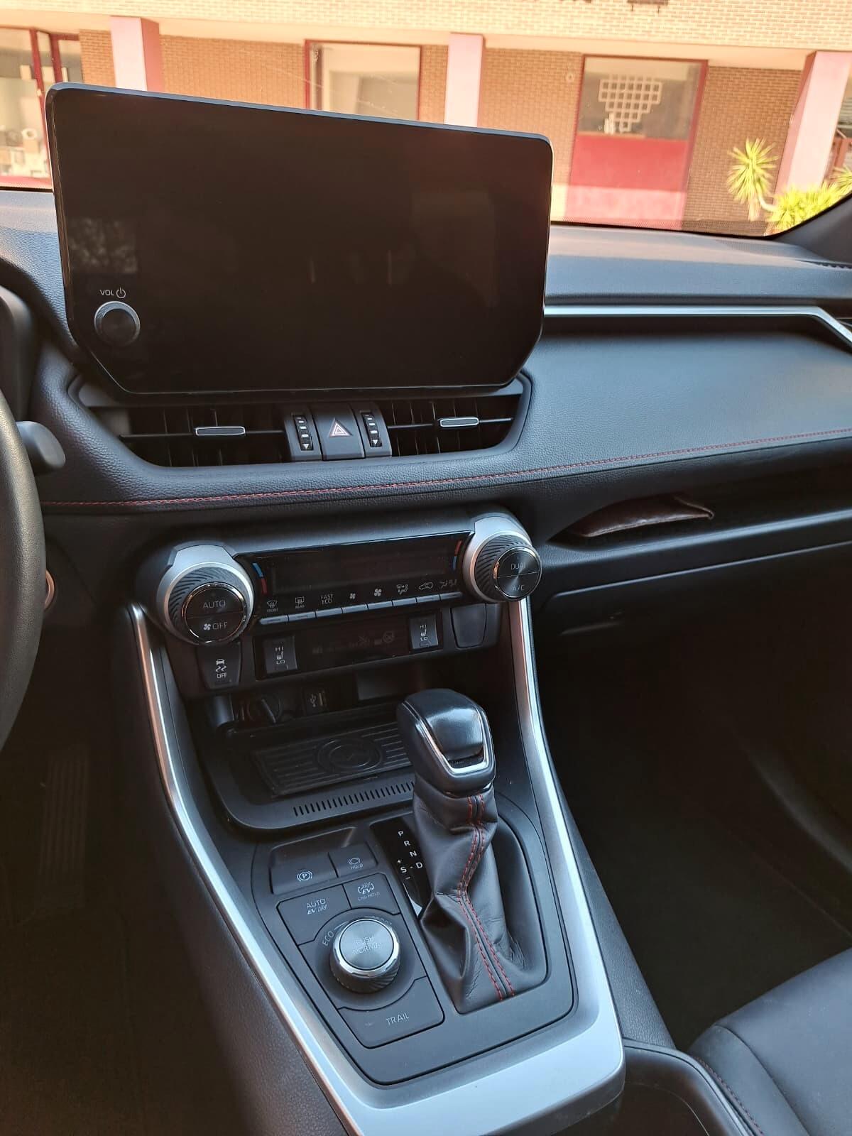 Suzuki Across 2.5 Plug-in Hybrid E-CVT 4WD Top