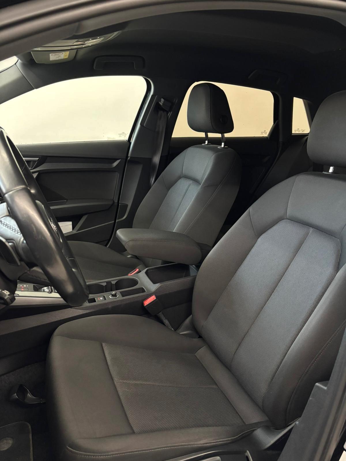 Audi A3 SPB 30 g-tron S tronic Business Advanced METANO UNIPROPRIETARIO