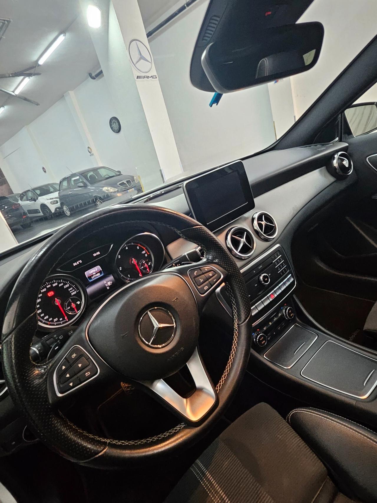 Mercedes-benz GLA 220 d Automatic 4Matic Premium