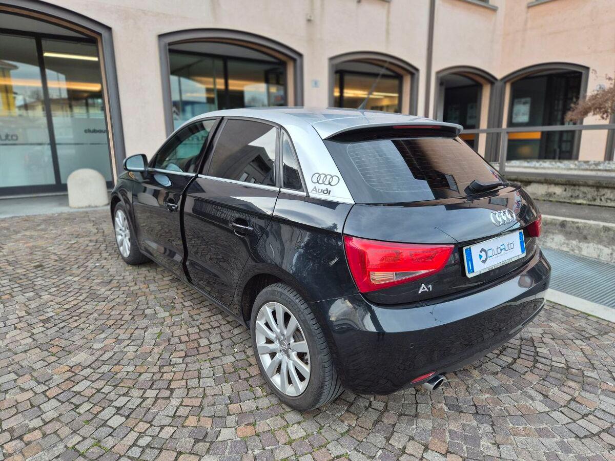 Audi A1 1.6 tdi Ambition 105cv