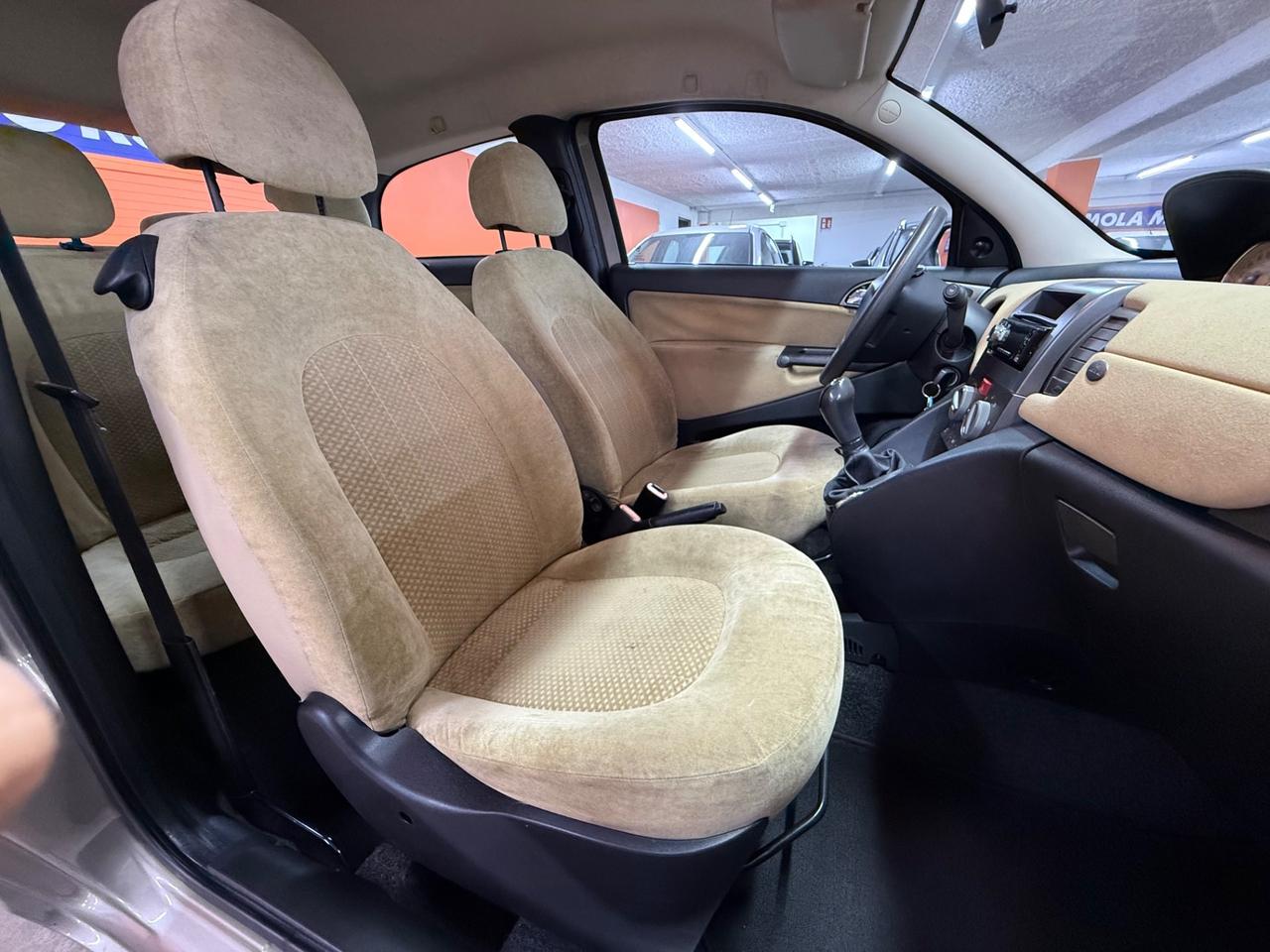 Lancia Ypsilon 1.3 Multijet 16V Argento