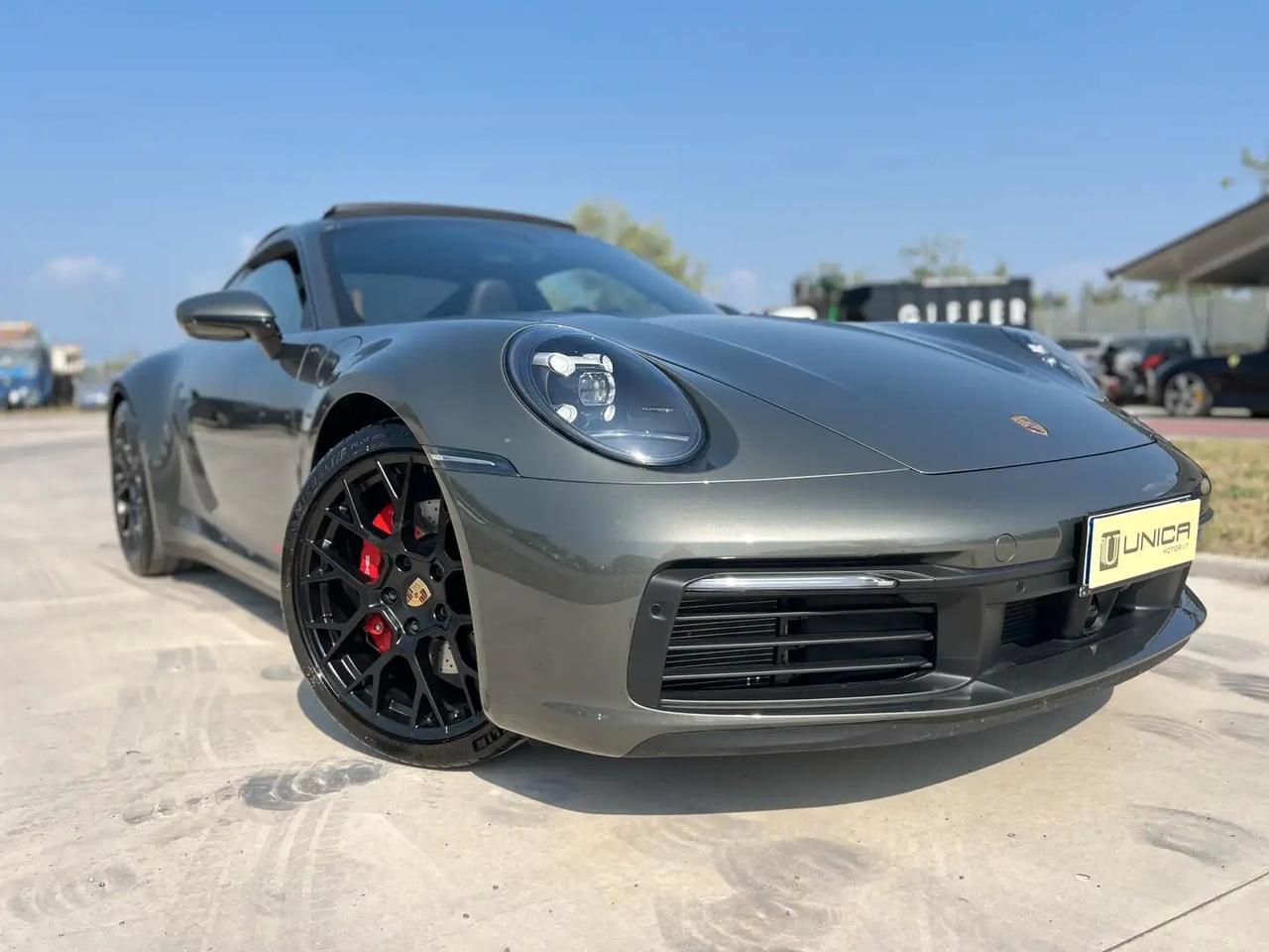 Porsche 911 Carrera 4S