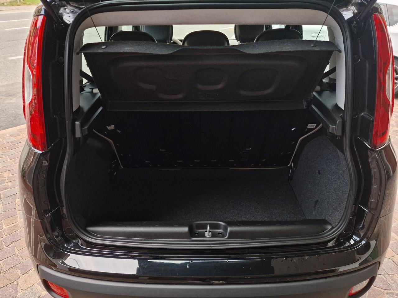 Fiat Panda 1.2 69 cv 5 posti Distribuzione OK