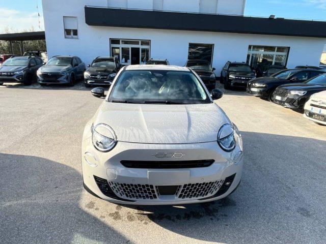 FIAT 600 Hybrid 110 CV DCT MHEV La Prima II
