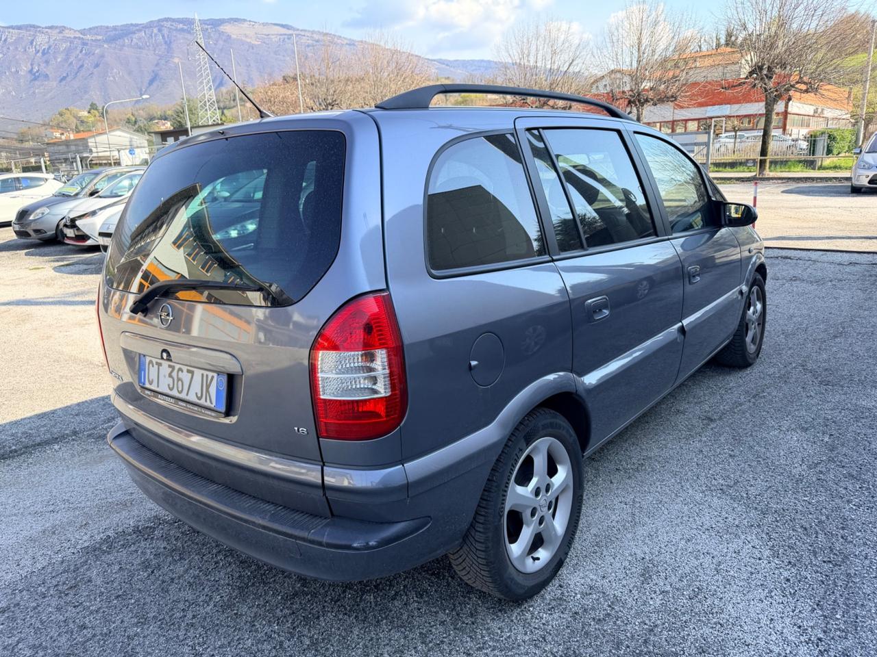 Opel Zafira 1.6benzina 101cv 7 POSTI