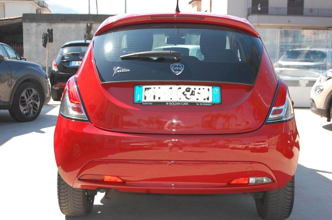 Lancia Ypsilon 1.2 Gold ecochic Gpl 69CV Uff Italy Bluetooth USB