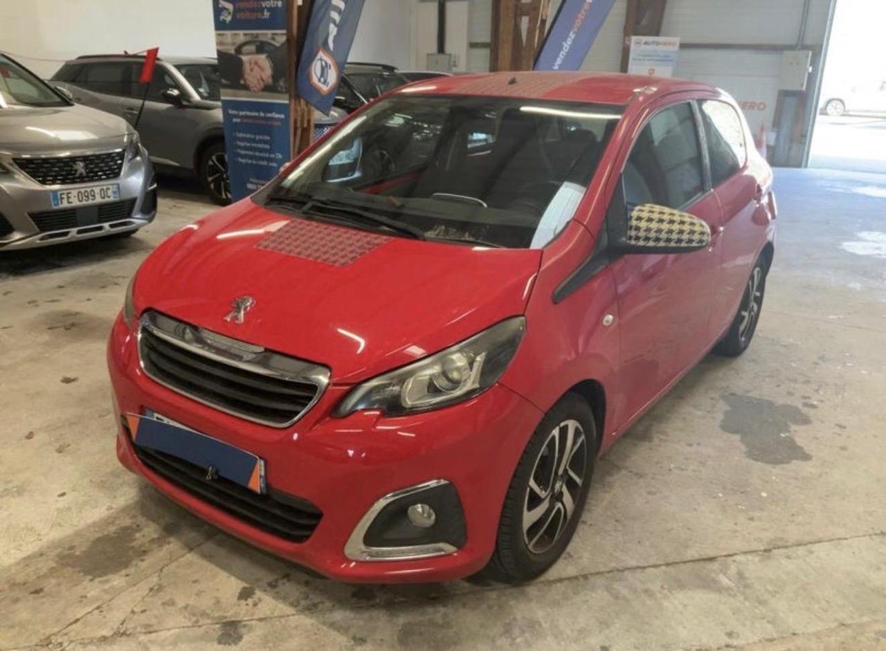 Peugeot 108 PureTech 82 5 porte Allure