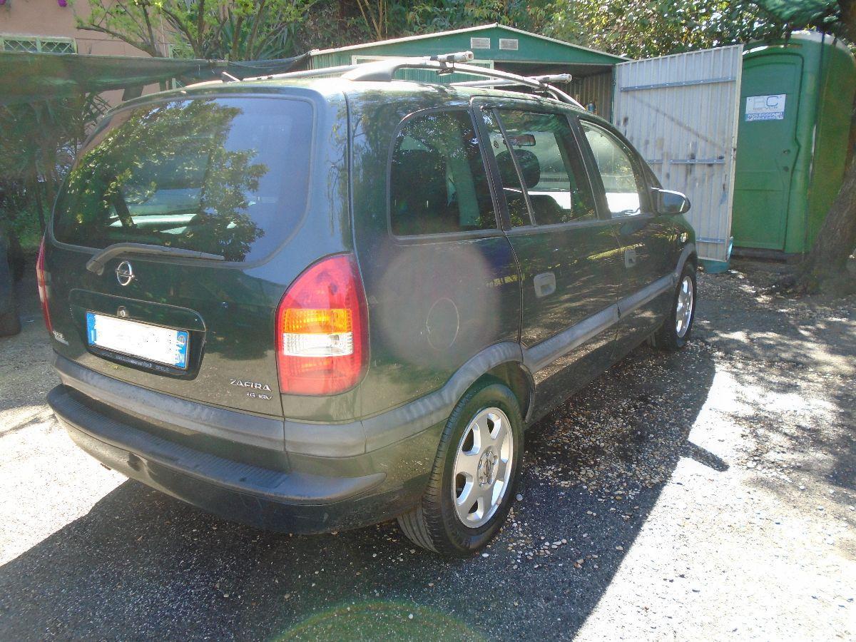OPEL Zafira '2001 1.6i 16v 7 POSTI