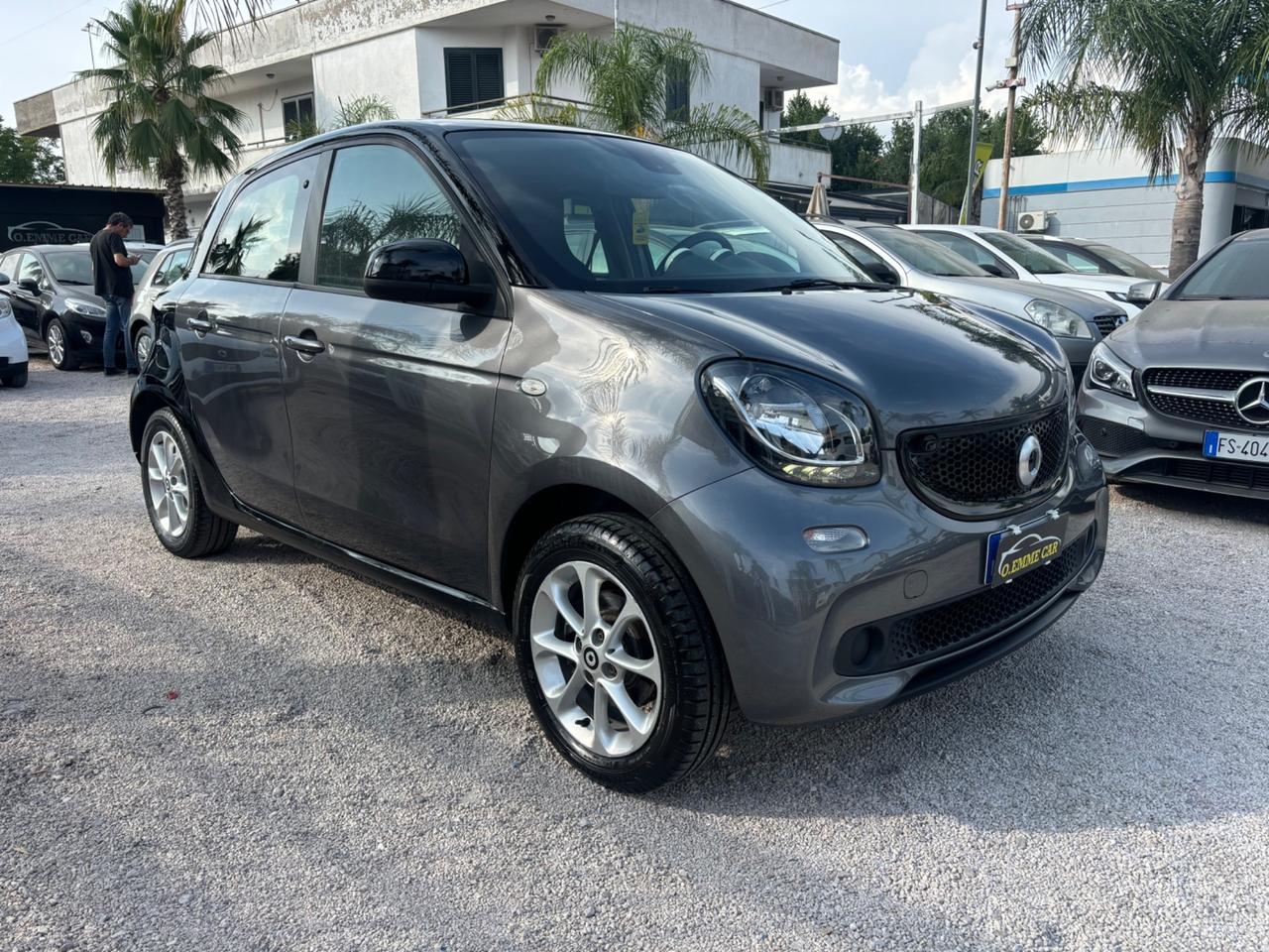 SMART FORFOUR 1.0 70CV AUTOMATIC 60.000KM