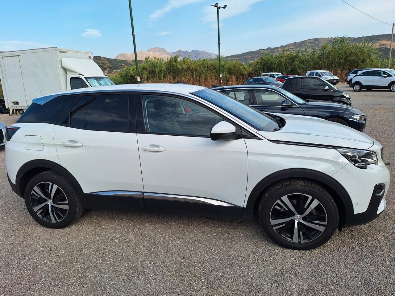 Peugeot 3008 BlueHDi 130 S&S Allure