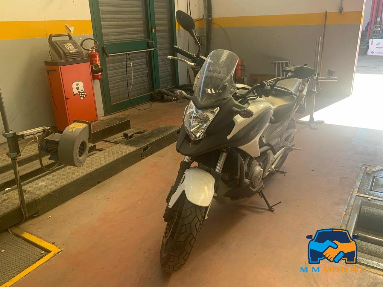 Honda NC 700 automatico unico proprietario abs