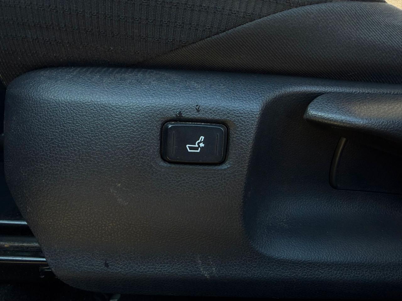 Toyota C-HR 1.8 Hybrid E-CVT Trend