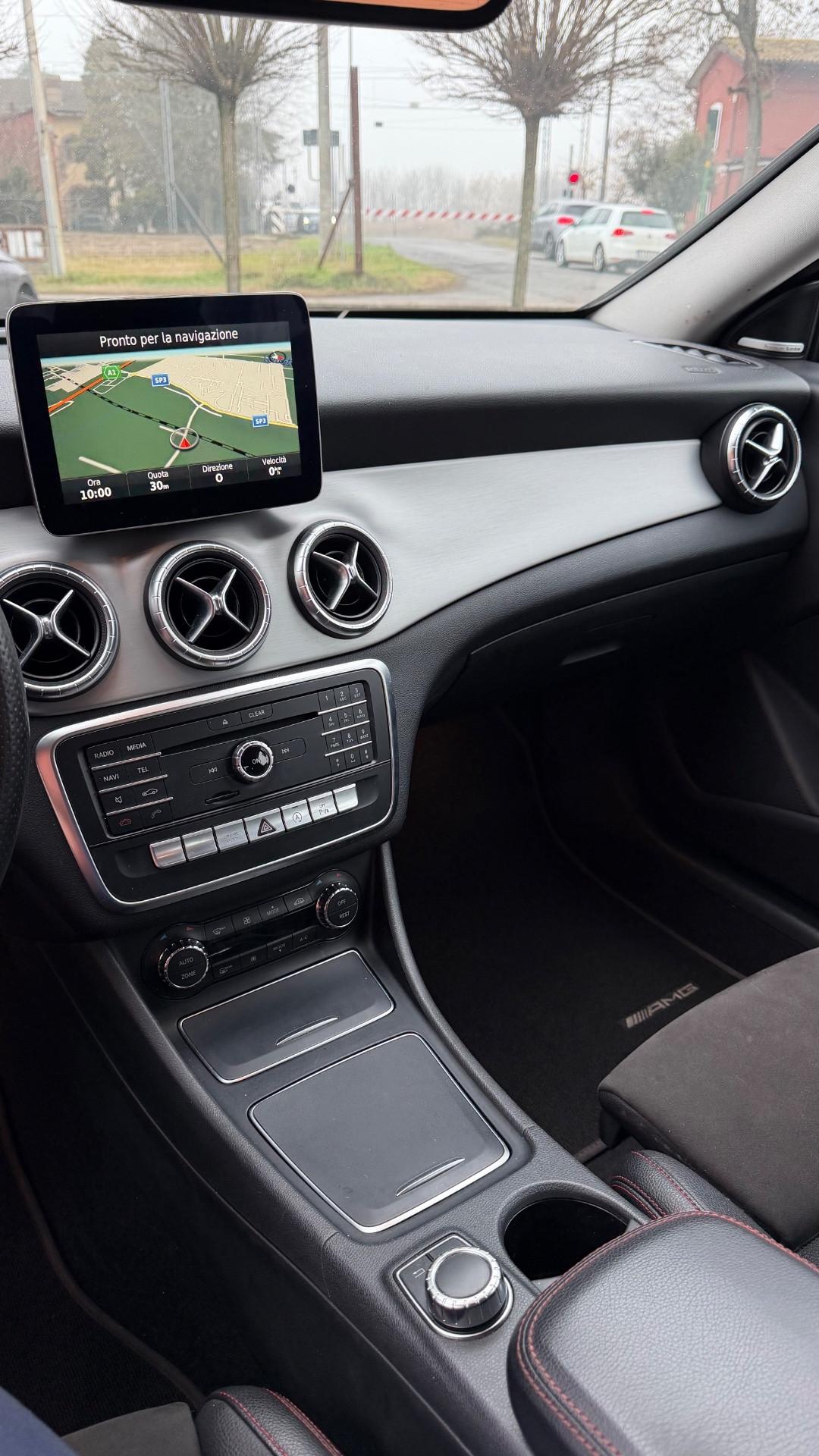 Mercedes-benz CLA 220 d 4Matic Automatic Premium