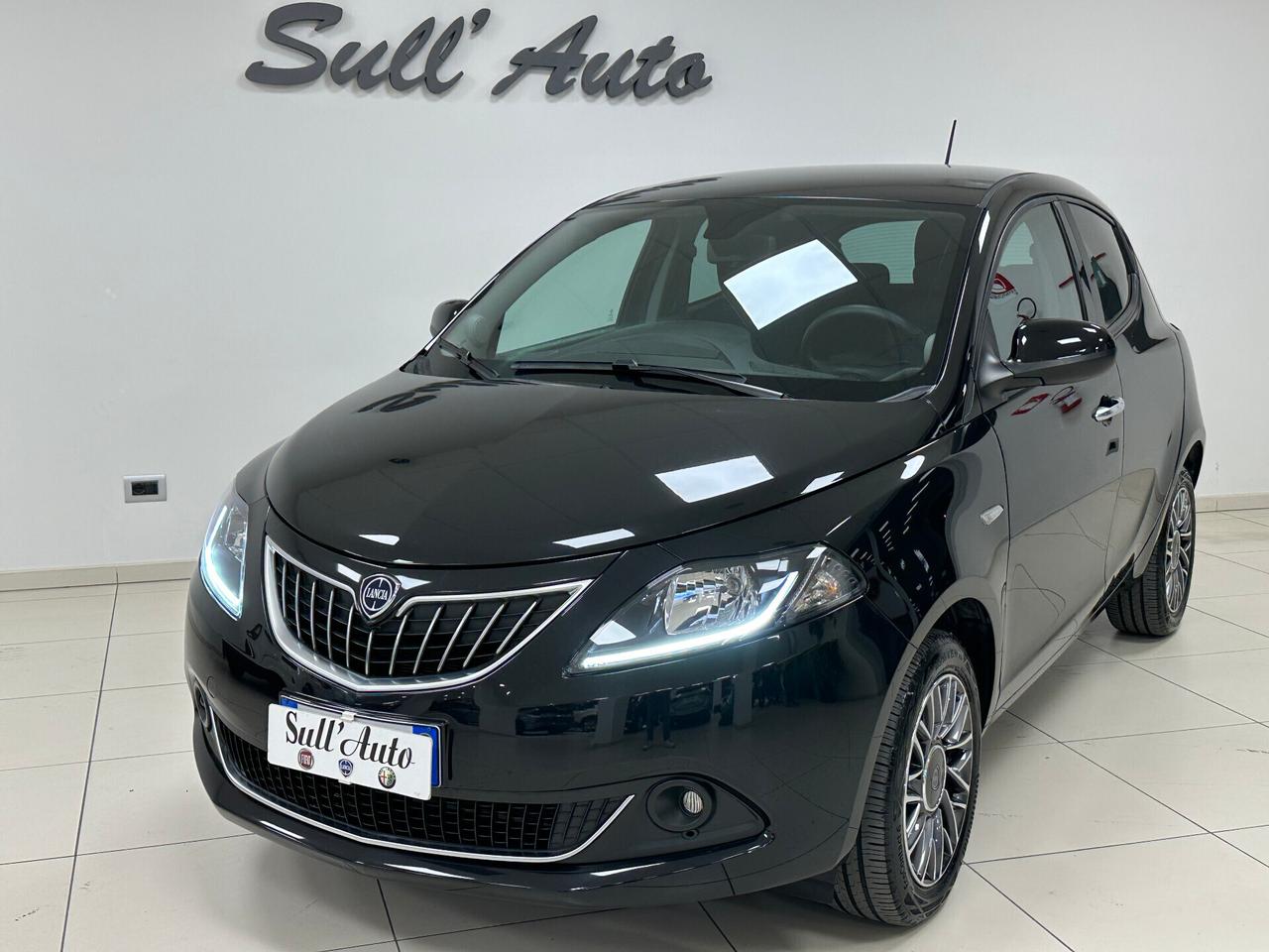 Lancia Ypsilon 1.0 FireFly Hybrid Gold Plus - 2023