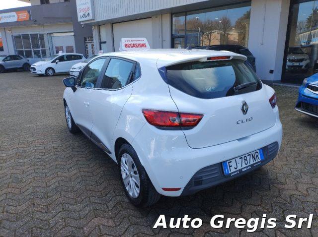 RENAULT Clio 1.2 75CV 5 porte Intens - Garanzia fino 24 mesi