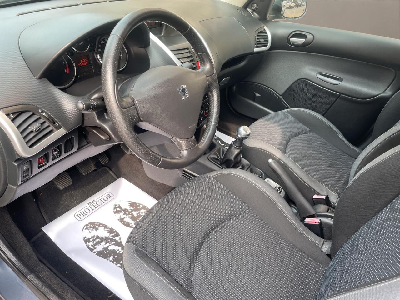 Peugeot 206 DISTRIBUZIONE ESEGUITA - TAGLIANDI CERTIFICATI