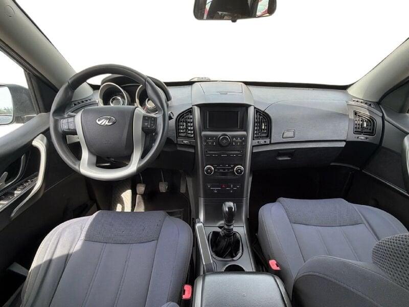 Mahindra XUV500 XUV500 2.2 16v W8 awd 7p.ti M1 E6