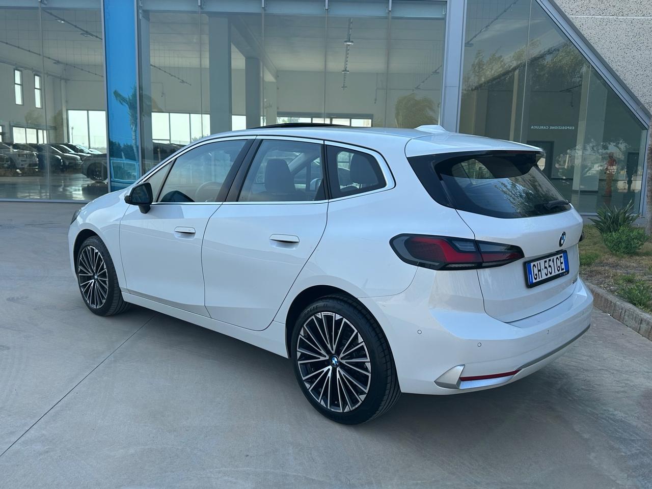 BMW 218 d Luxury auto possibilità noleggio no scoring