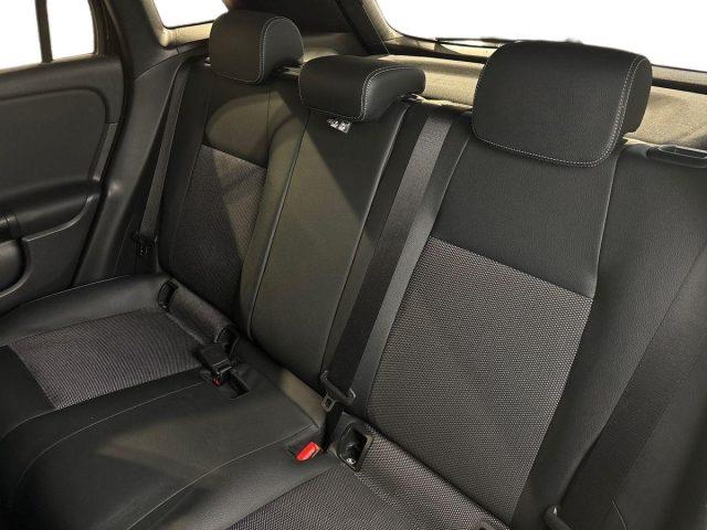 MERCEDES-BENZ GLA 200 d Automatic Business Extra