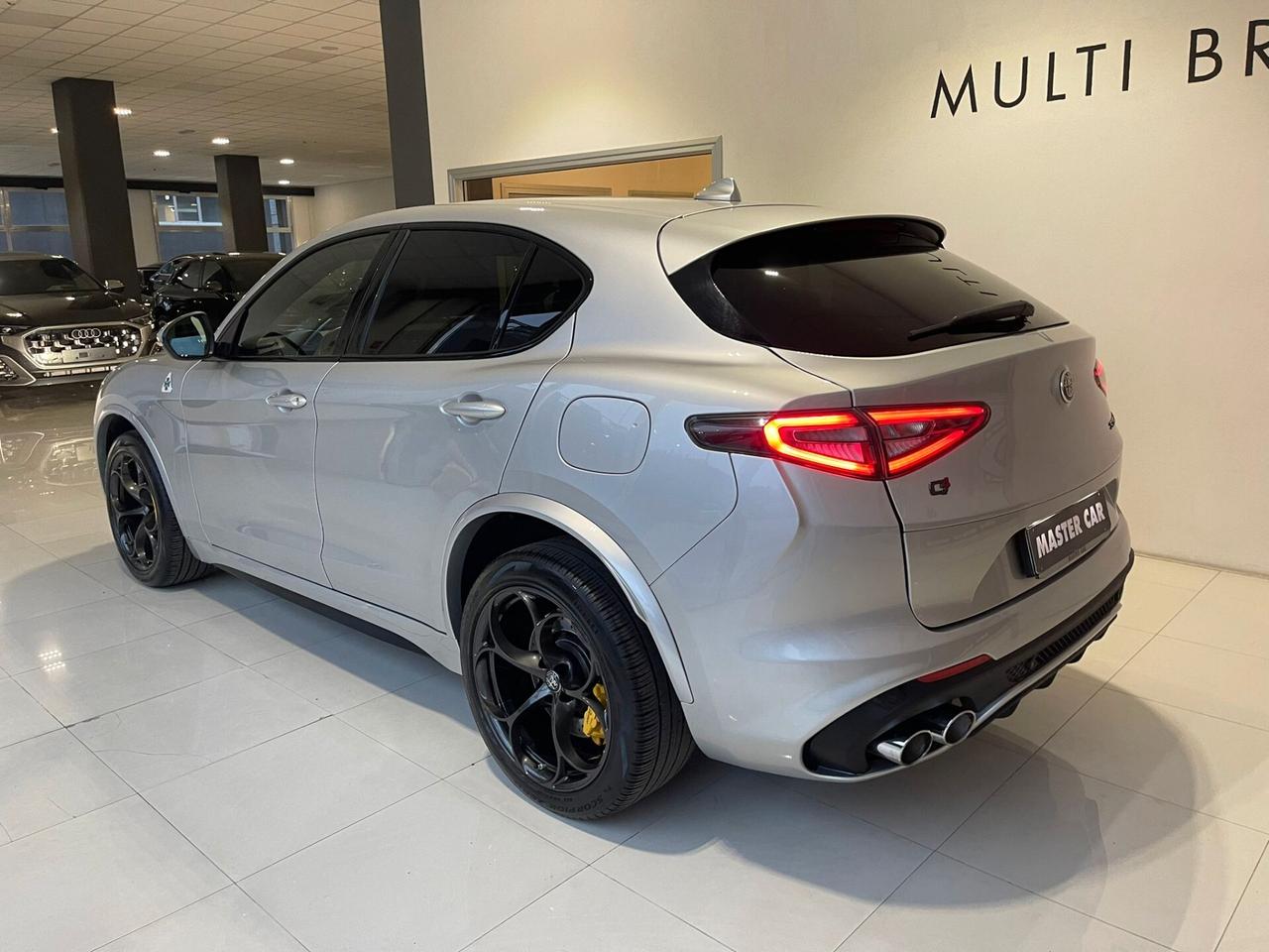 Alfa Romeo Stelvio 2.9 Bi-Turbo V6 510 CV AT8 Quadrifoglio