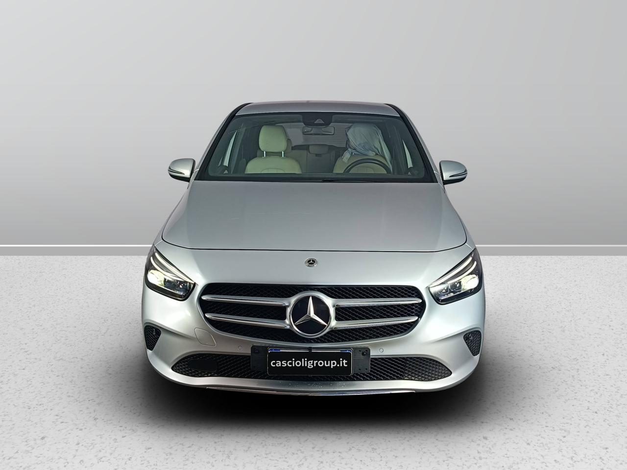 Mercedes-Benz Classe B - W247 2018 - B 180 d Sport Plus auto