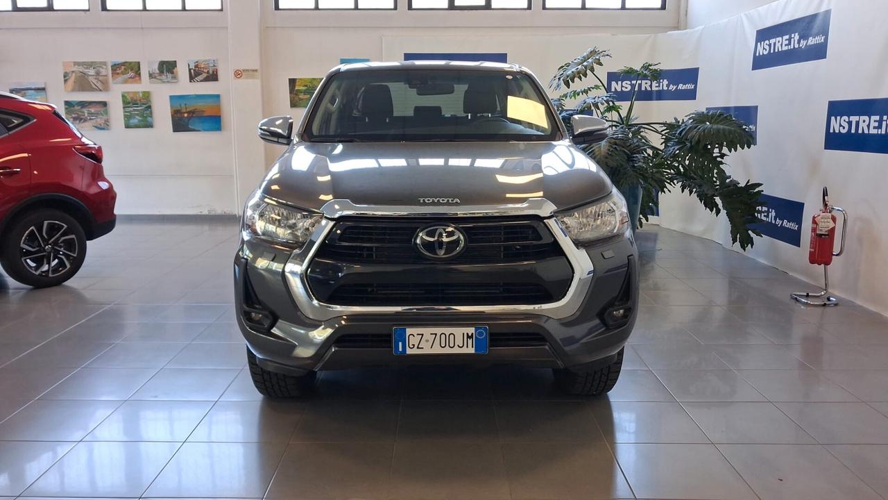 Toyota Hilux 2.4 D-4D A/T 4WD 4 porte Double Cab Lounge Iva esclusa