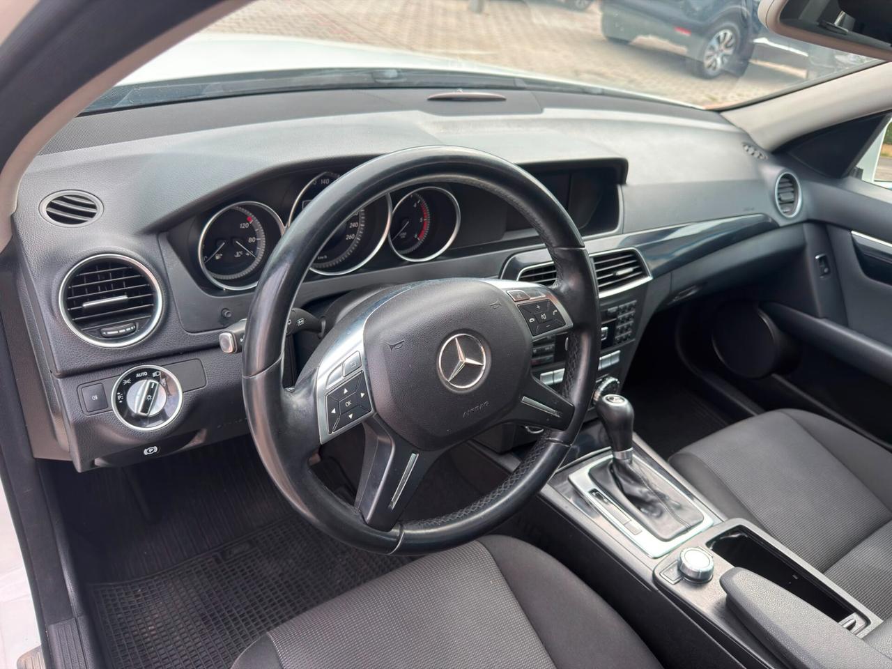 Mercedes-benz C 220 CDI S.W. Avantgarde