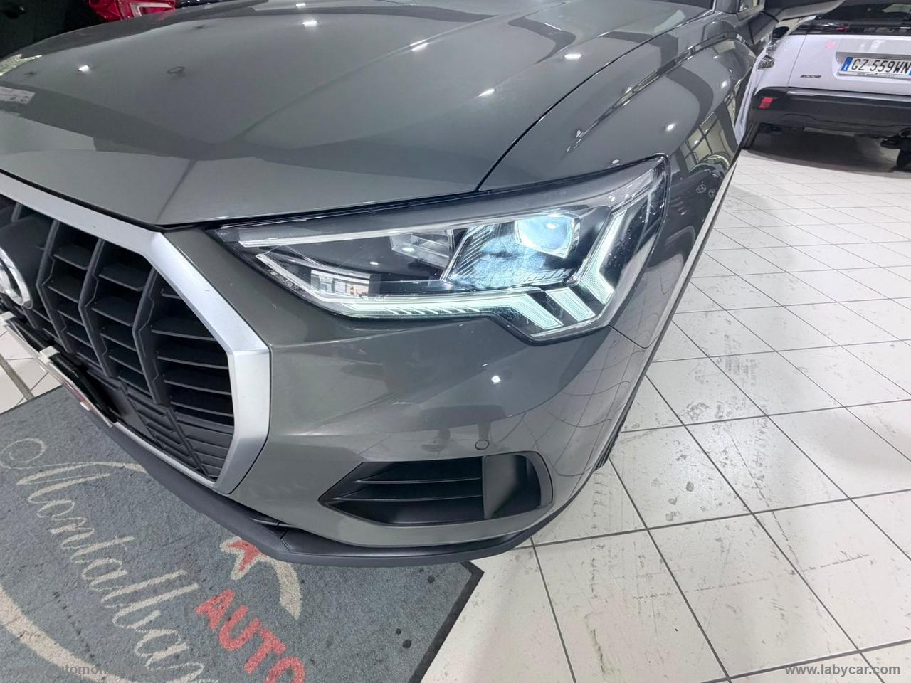 AUDI Q3 35 TDI quattro S tronic Business