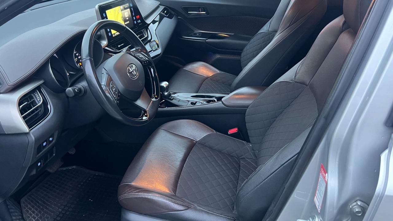 Toyota C-HR 1.8 Hybrid E-CVT Lounge