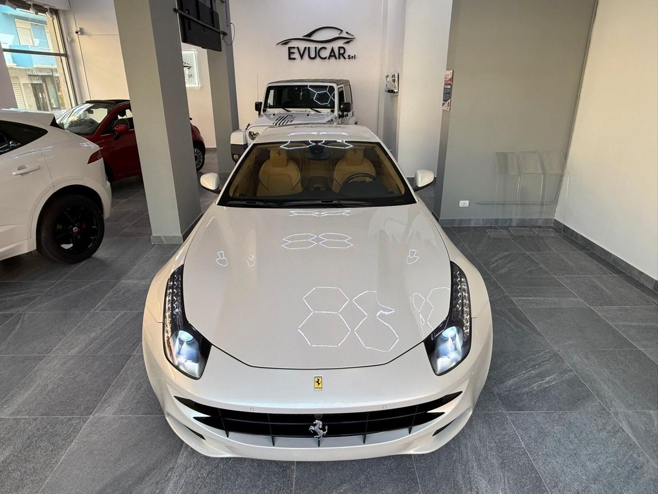 Ferrari FF 2012 Tailor Made – Full Optional – Bianco Perla – Tagliandi Ferrari