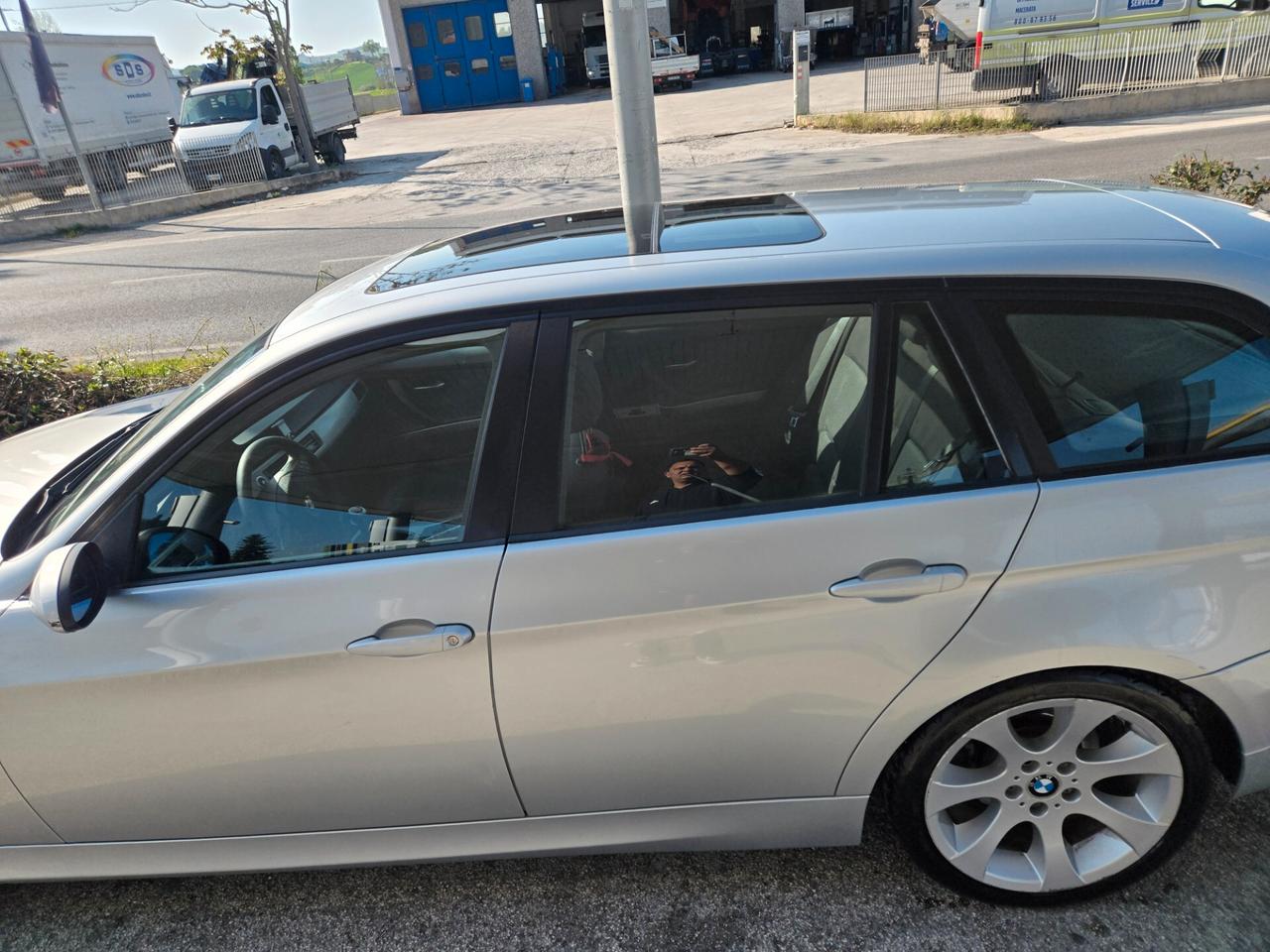 Bmw 320 320d cat Touring Attiva