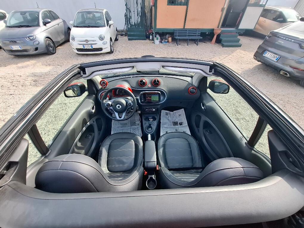 Smart ForTwo 90 0.9 T twinamic cabrio BRABUS Style