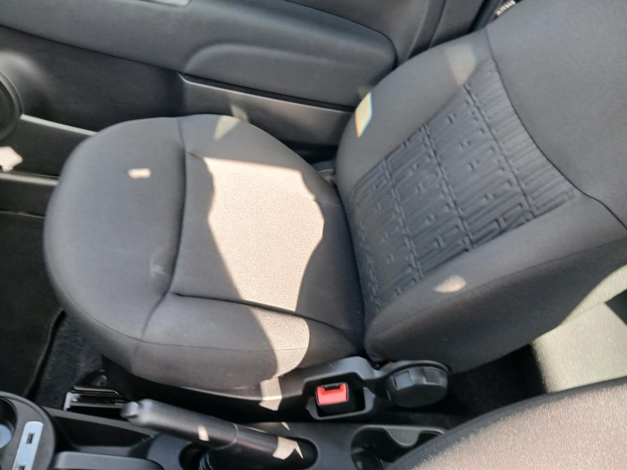 Fiat 500 1.0 Hybrid ADATTA X NEOPATENTATI POSSIBILITA' DI GARANZIA EUROPEA FINO A 36 MESI!!!