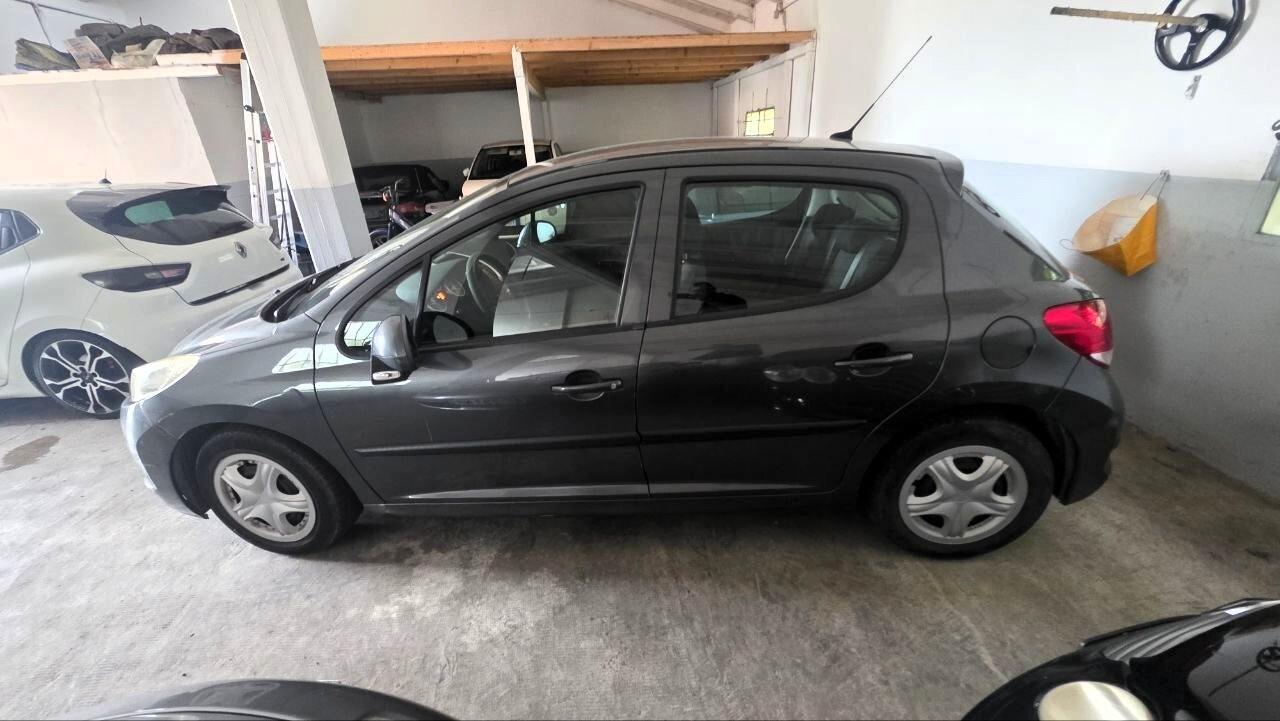 Peugeot 207 1.4 ECO GPL 1 proprietario
